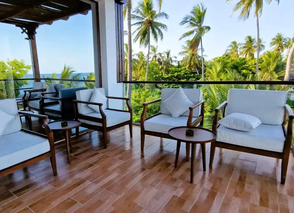 Diamonds Dream of Zanzibar Gallery Image