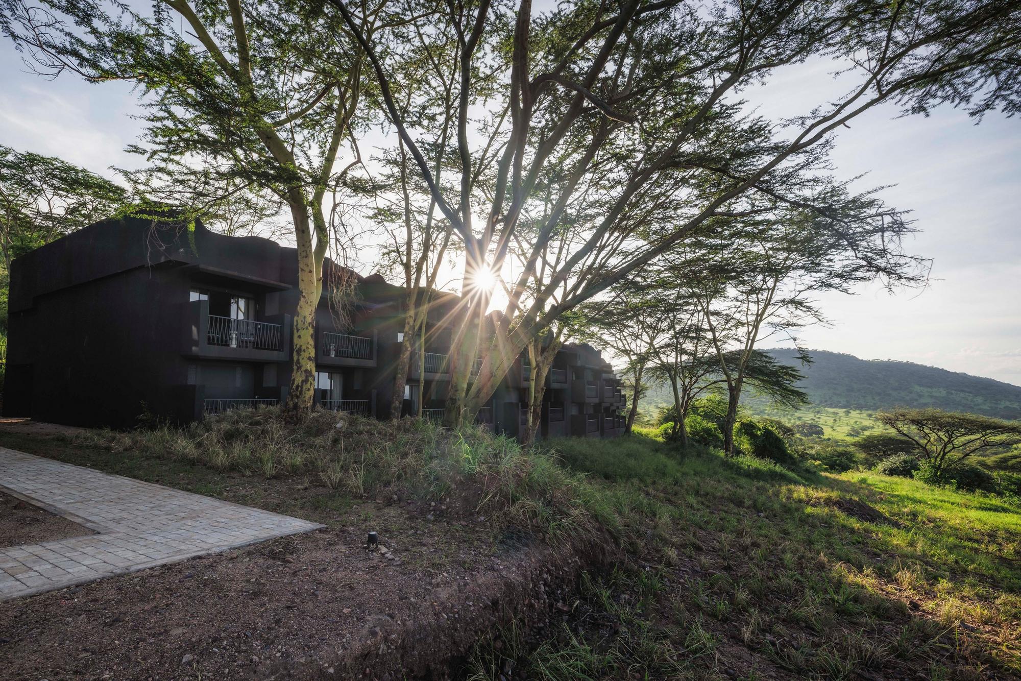 Serengeti Sopa Lodge Gallery Image